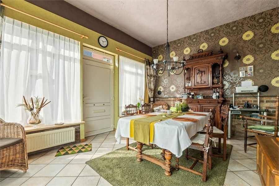 KNUSSE WONING MET GARAGE VLAKBIJ HET CENTRUM VAN TONGEREN foto 8