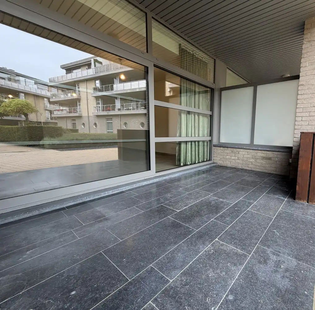 Gelijkvloers appartement met 2 slaapkamers en overdekt terras in hartje Zonhoven foto 11