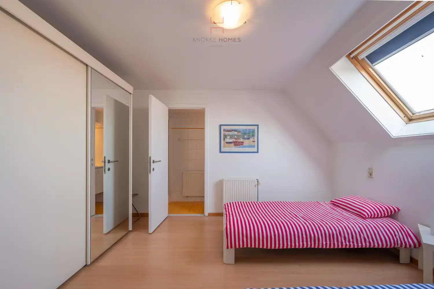 Licht en ruim duplexappartement met zonovergoten terras in Heist foto 19