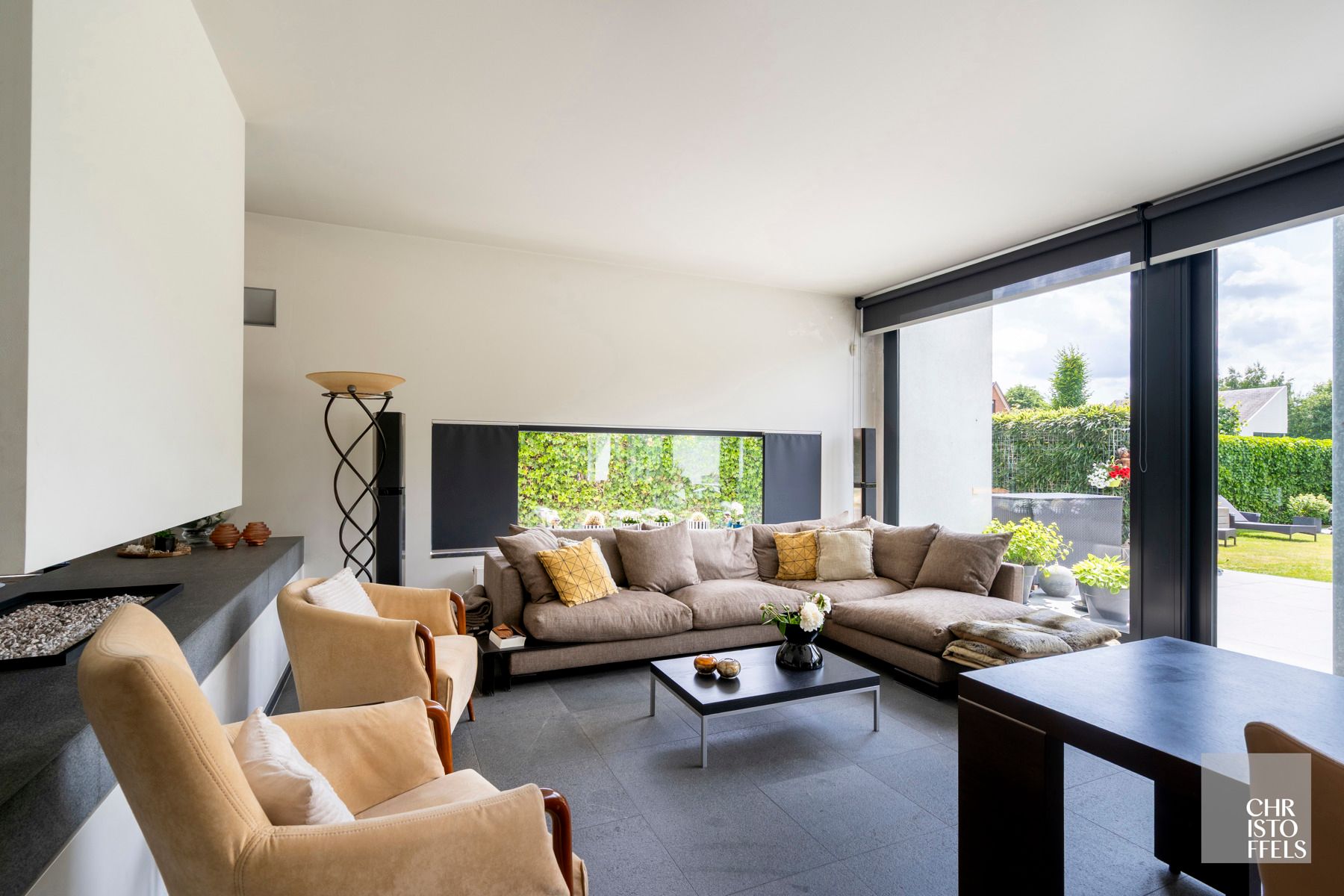 Ruime stijlvolle moderne villa (547m²) op zuid gericht grondperceel van 2.531m² foto 5