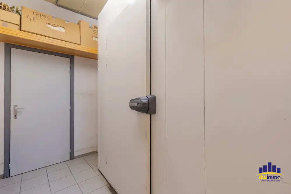 Ter overname: Instapklare broodjeszaak – N’Yammie (centrum Izegem) foto 16