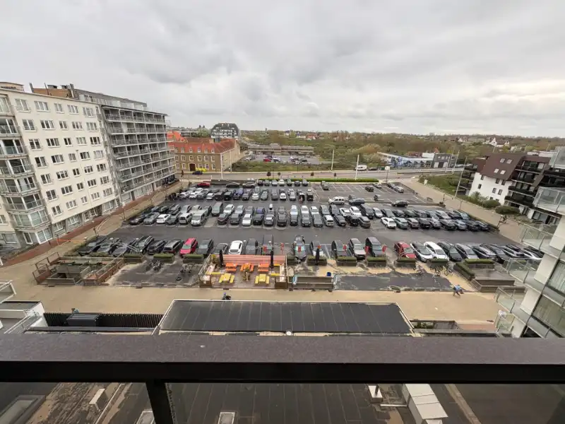 Zongerichte studio op het 6de verdieping foto 4