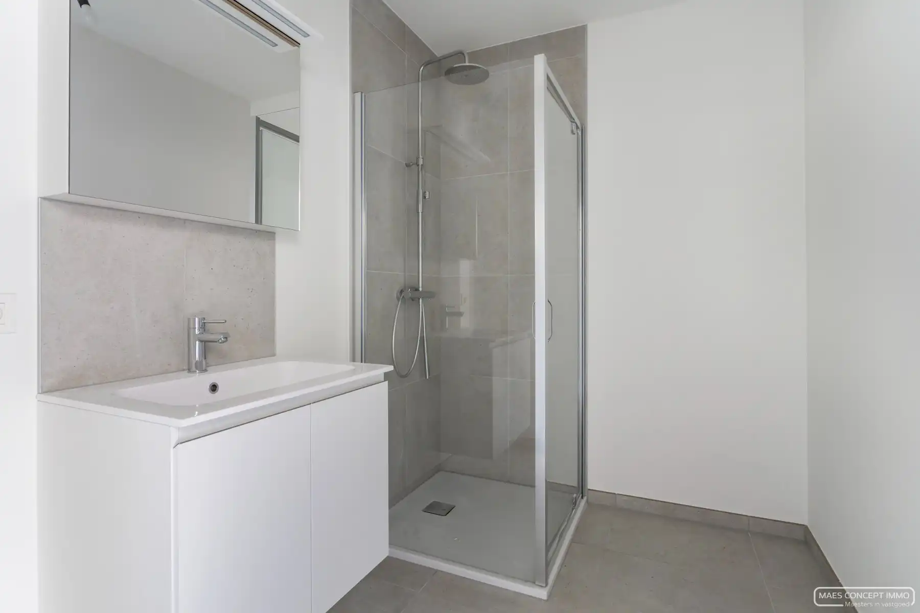 Nieuwbouw woning te koop in centrum Deerlijk met geothermie - geschilderd foto 13