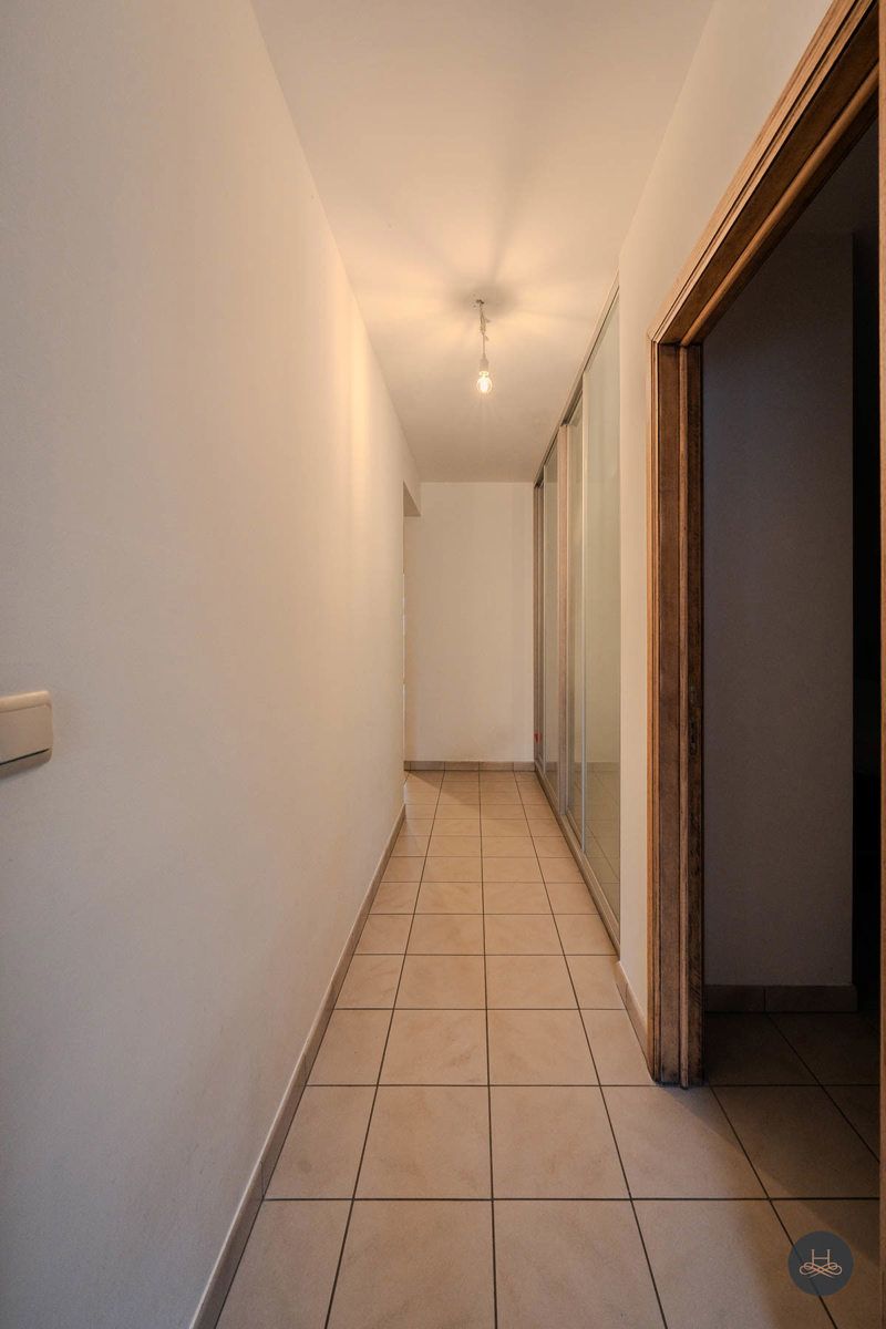 Ruim gelijkvloers appartement met garage in Aarschot foto 14