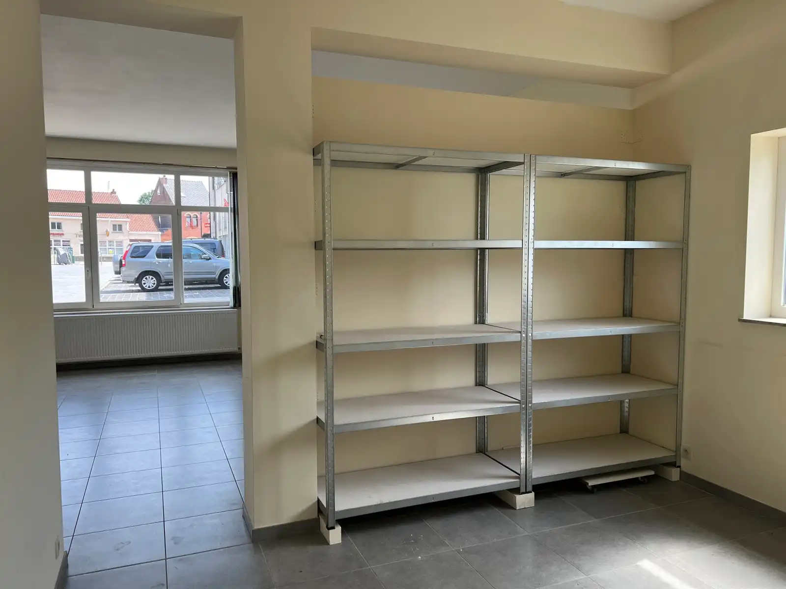 MULTIFUNCTIONELE HANDELSRUIMTE TE HUUR IN DE GEMEENTE ASSE foto 6