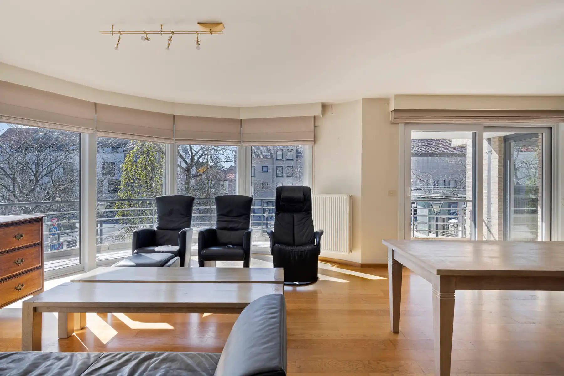 Top appartement in Residentie Langhemeere met dubbele garage!! foto 5