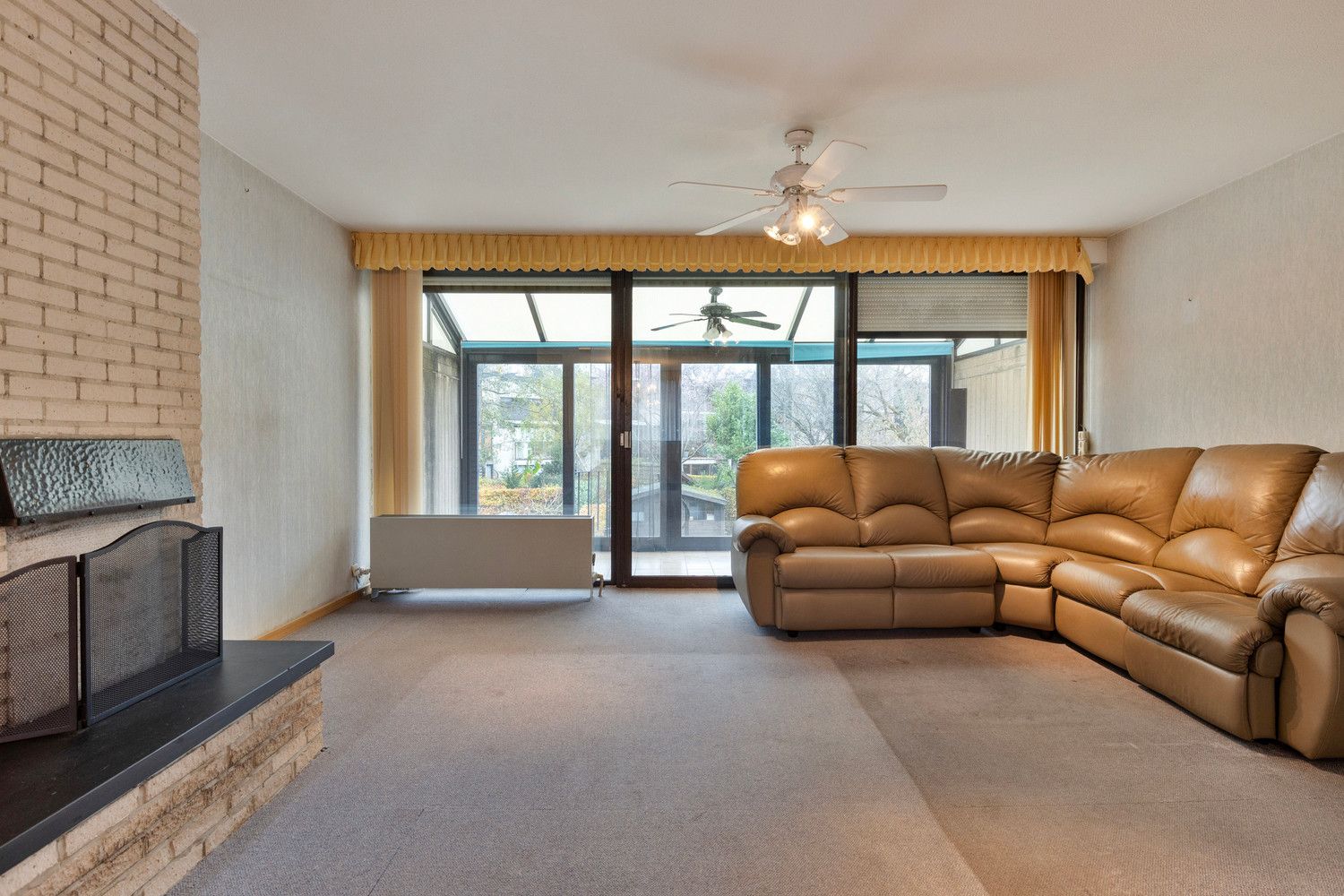 In de wijk 'Langbaanvelden' ligt deze te renoveren bel-étagewoning met 3 tot 4 slks, garage en tuin! foto 9