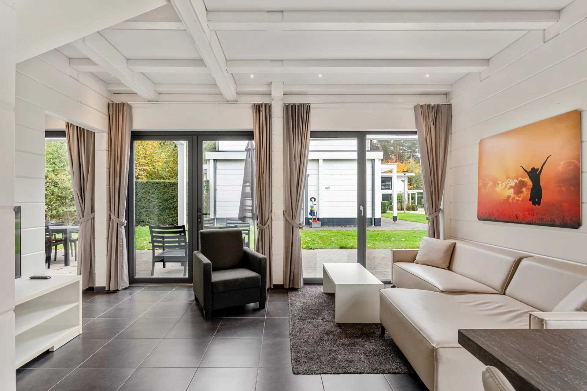 Luxe 4-persoonsvilla met sauna & jacuzzi – zorgeloze investering tot 2034! foto 5