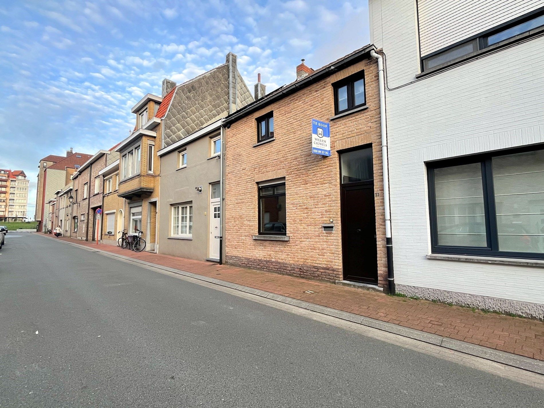 Hoofdfoto van de publicatie: Woning met stadstuin in het centrum van Heist-aan-Zee