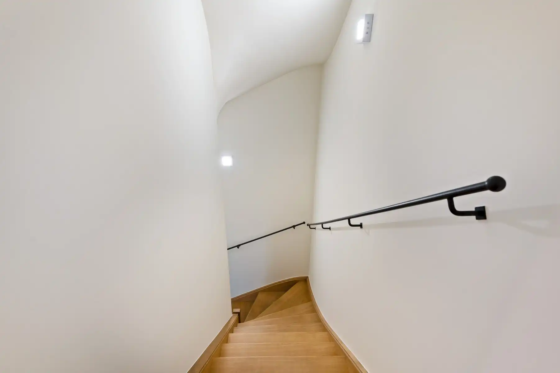 Uitstekend gelegen en energiezuinige woning foto 16