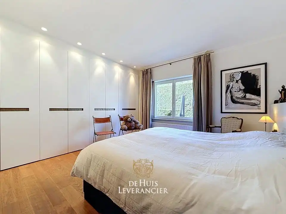 Kom levenslang genieten aan zee in deze instapklare gelijkvloerse villa op uitzonderlijke toplocatie in Oostduinkerke! foto 17