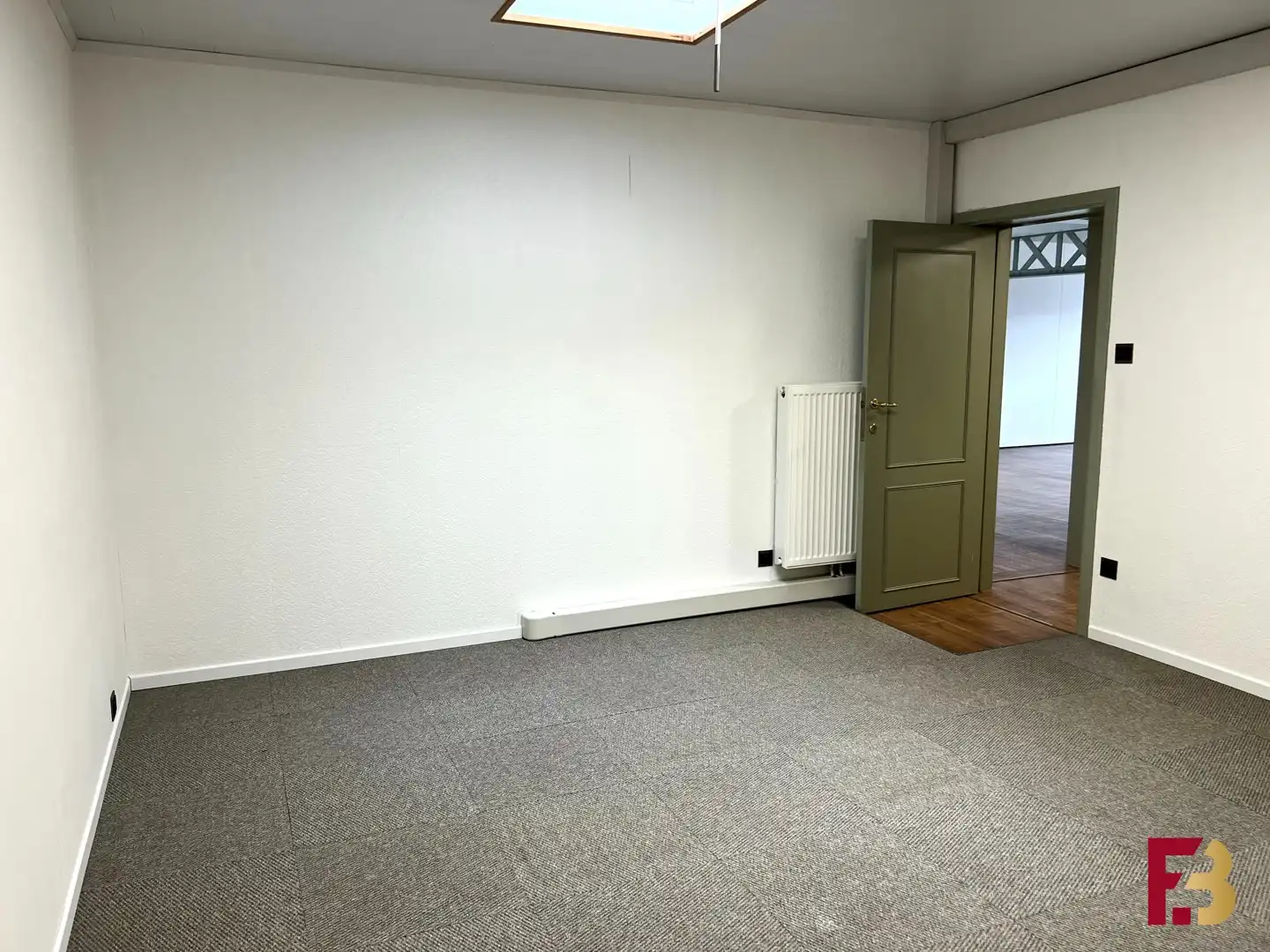 Kantoorruimte met woongedeelte nabij E40/E17/R4 foto 15