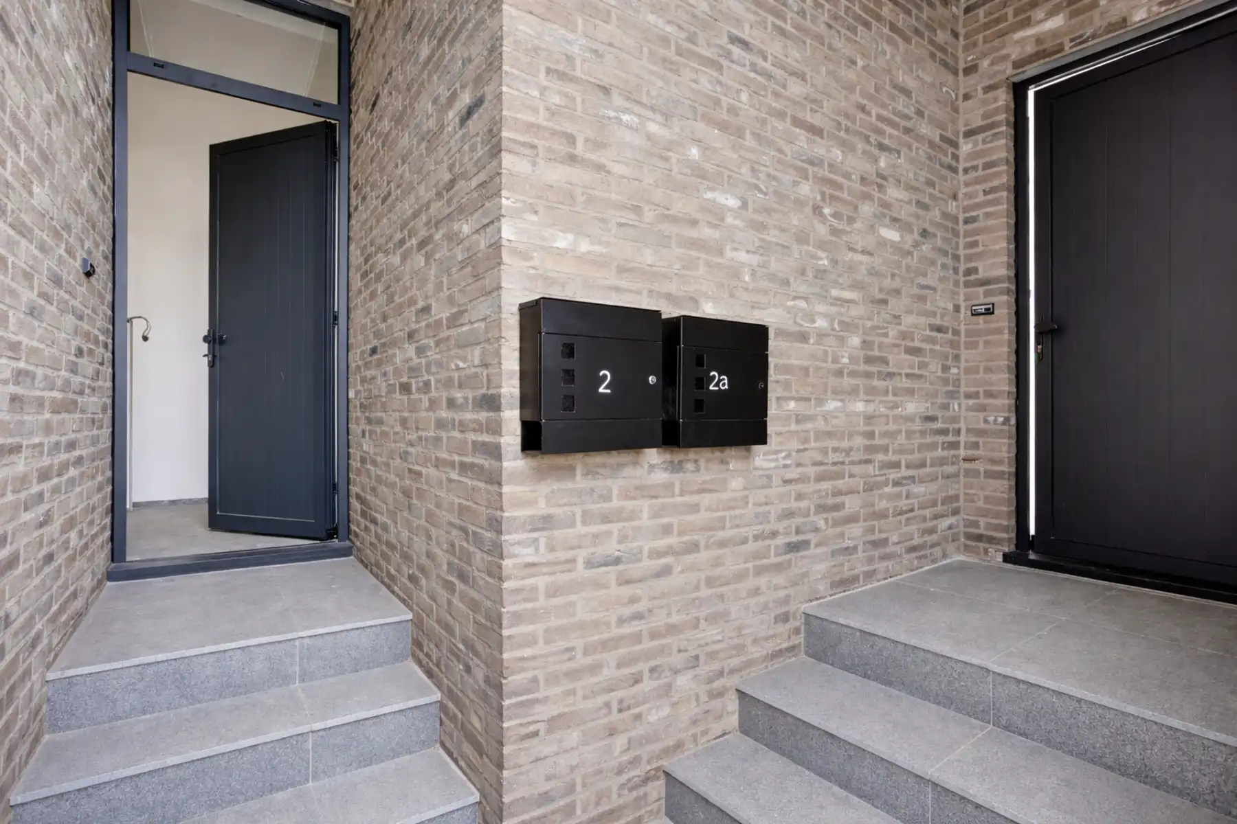 Ruime energiezuinige woning onder registratierechten foto 3