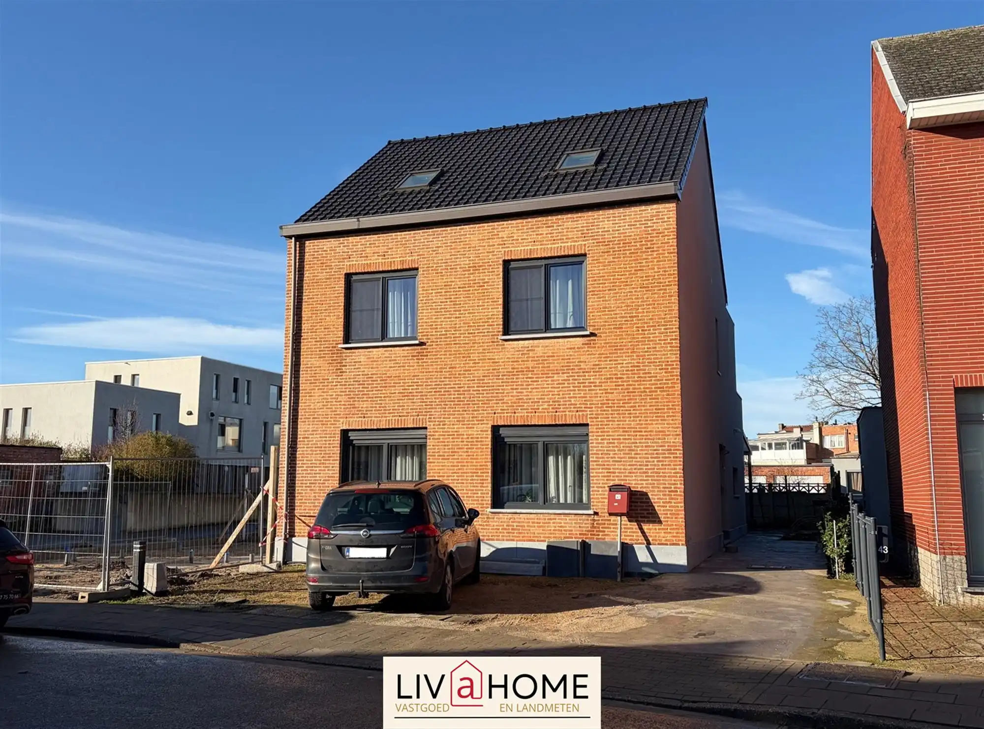 Huis foto {{pictureIndex}}