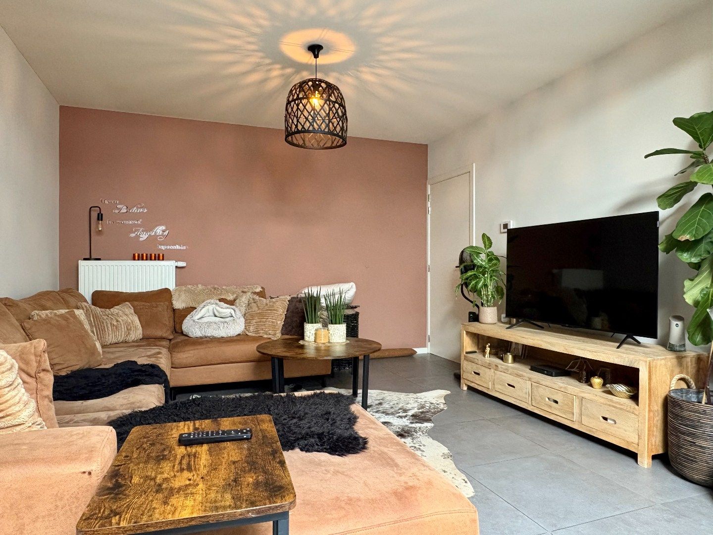Ruime woning met EPC B, 3 slaapkamers, een zuidgerichte tuin en een ruime zolder met veel mogelijkheden te koop in Wevelgem foto 2