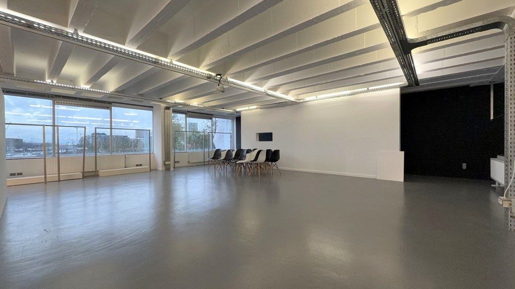 Kantoor te huur met uniek zicht op het MAS in Antwerpen foto 12