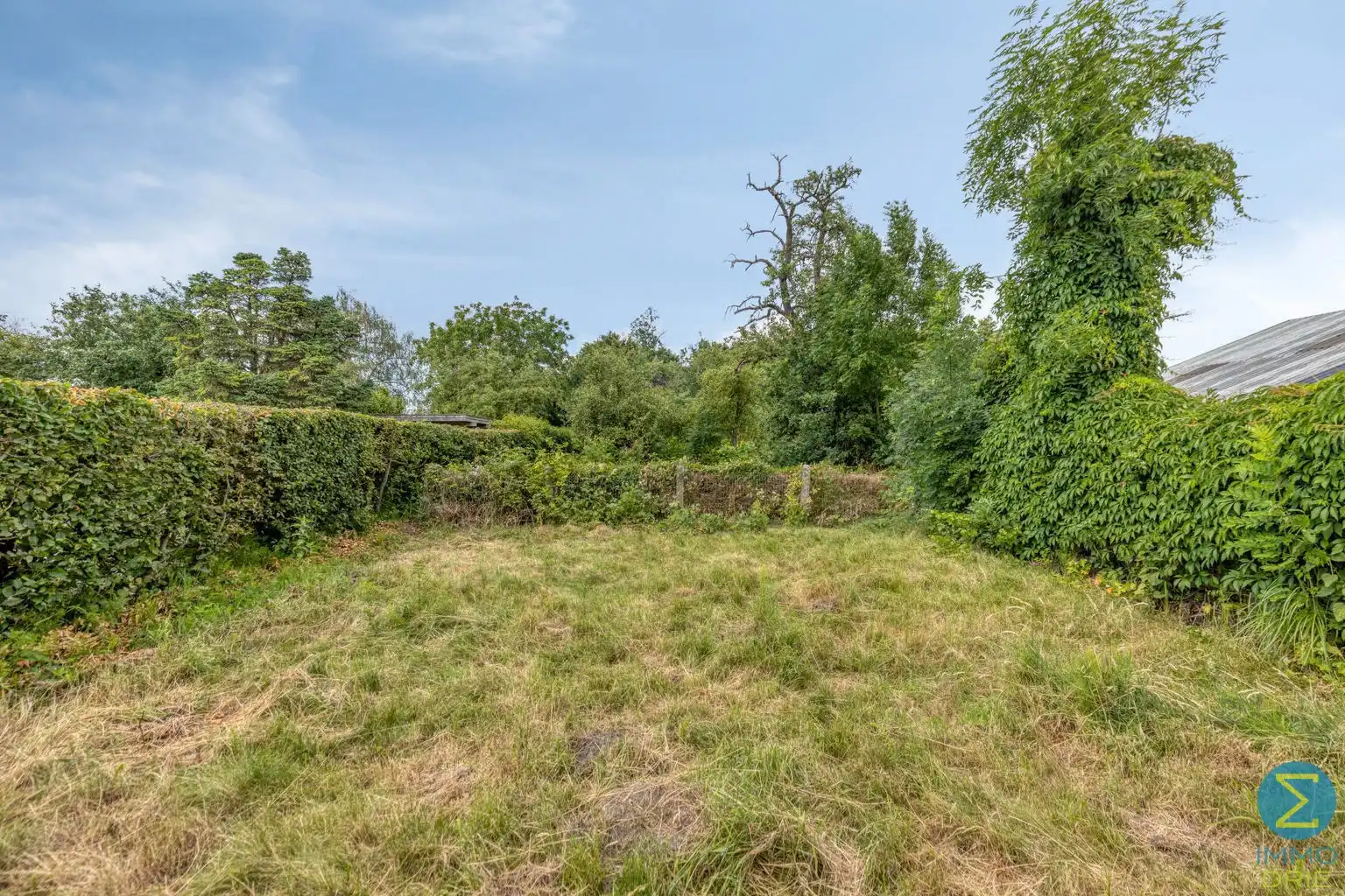 Te renoveren woning op perceel van 681m² foto 17