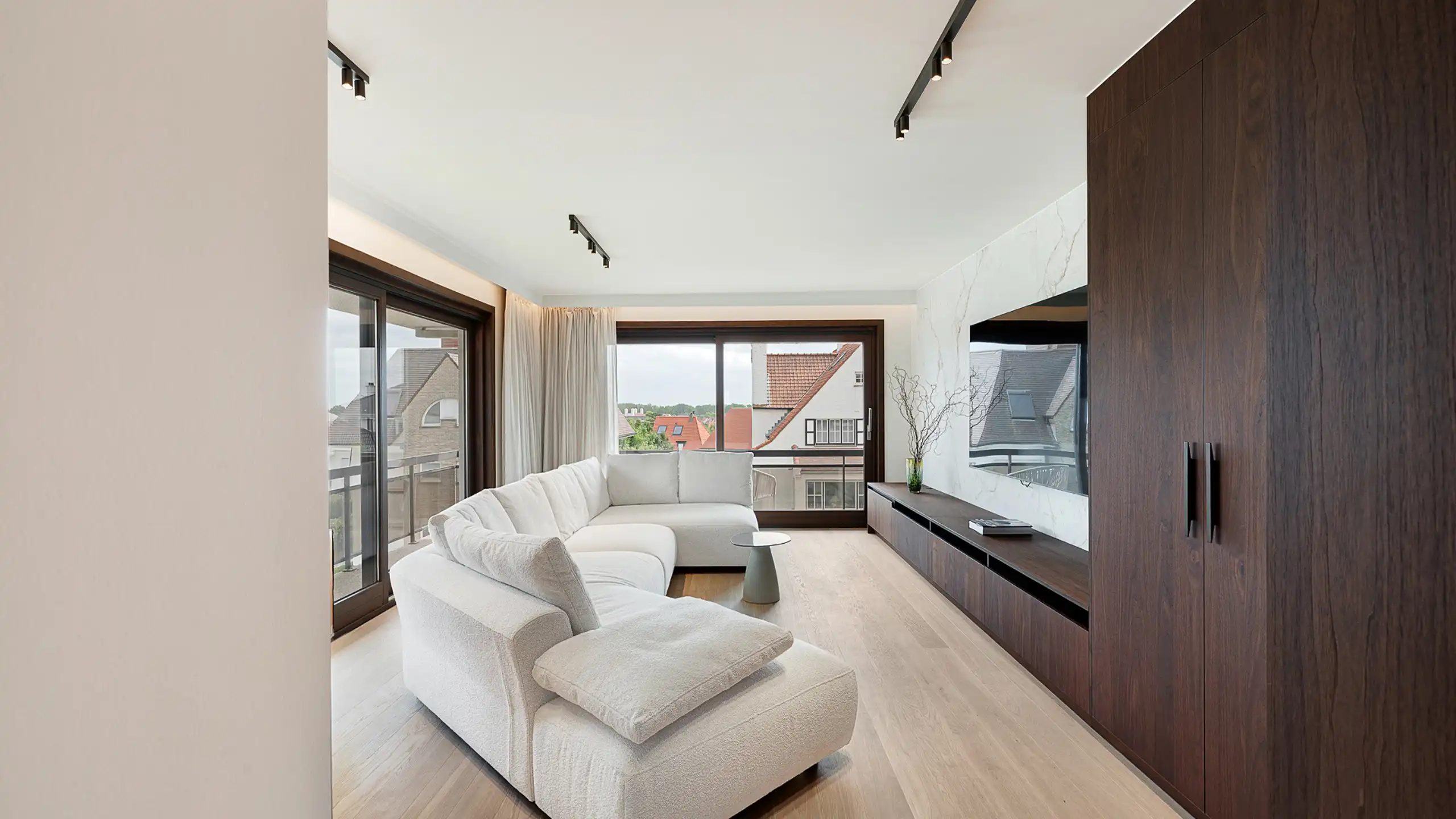 Prachtig gerenoveerd duplex appartement [J. Nellenslaan -Duinbergen]. foto 7