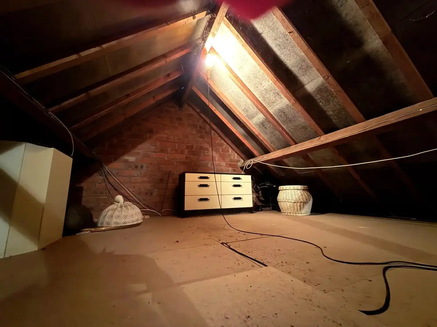 Op te frissen woning met 4 slaapkamers op een groot perceel. foto 36