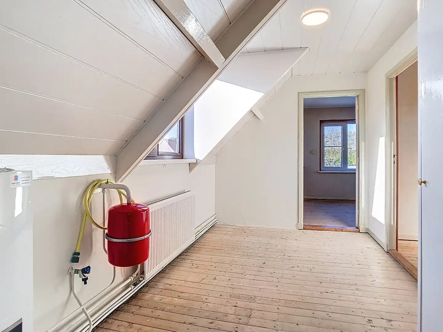 Landelijk wonen in dorpskern   foto 25