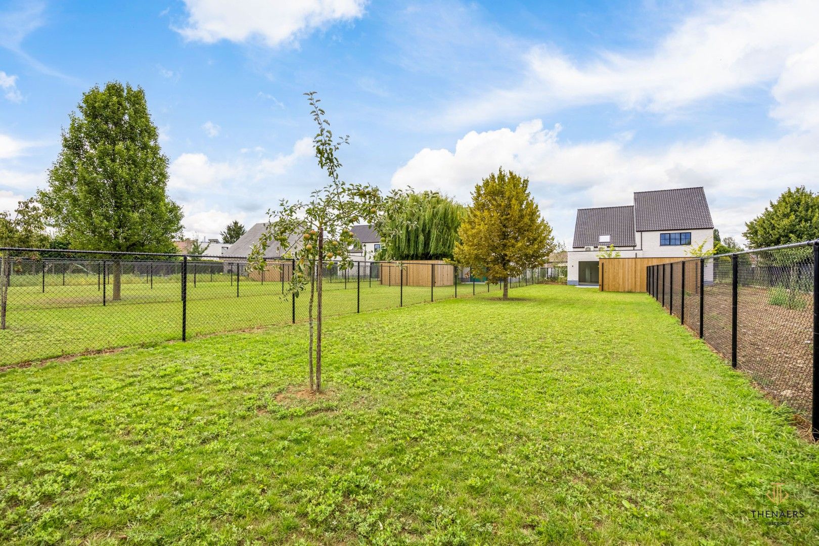 INSTAPKLARE LUXE EN ENERGIEZUINIGE NIEUWBOUWWONING MET 4 SLAAPKAMERS EN 2 BADKAMERS. foto 26