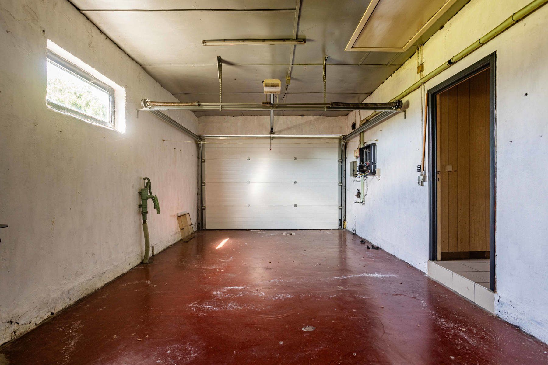 Te renoveren woning met tuin in rustige buurt van Lierde. foto 15