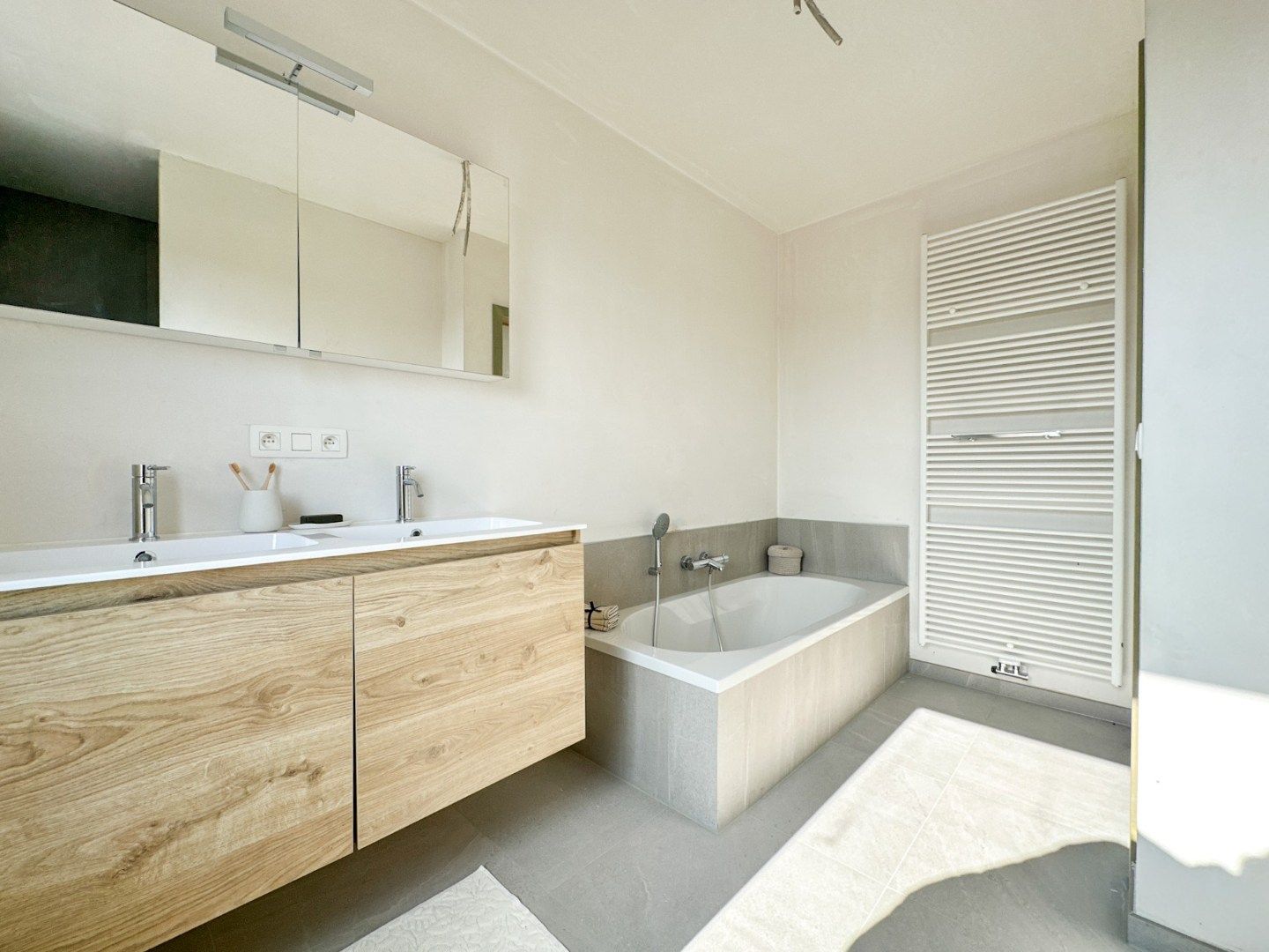 Energiezuinige halfopen nieuwbouwwoning op toplocatie in Torhout foto 20