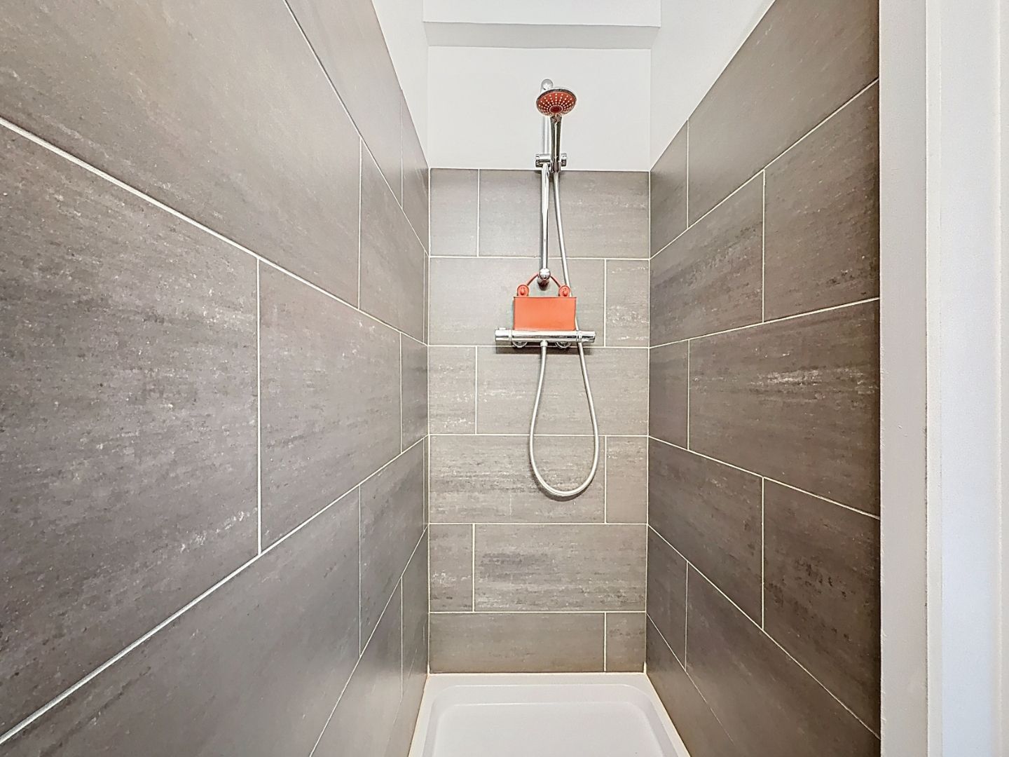 Ruim appartement met frontaal zeezicht in Nieuwpoort foto 11