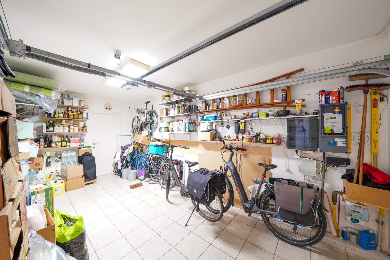  Instapklare woning met garage en zonnige tuin in Oostende (Konterdam) foto 9