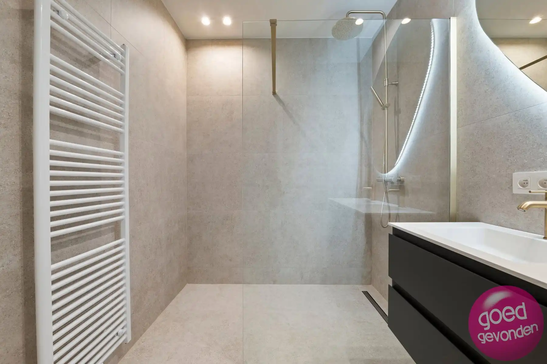 NIEUW APP - 2 SLK - TERRAS - KELDER - CENTRUM foto 10