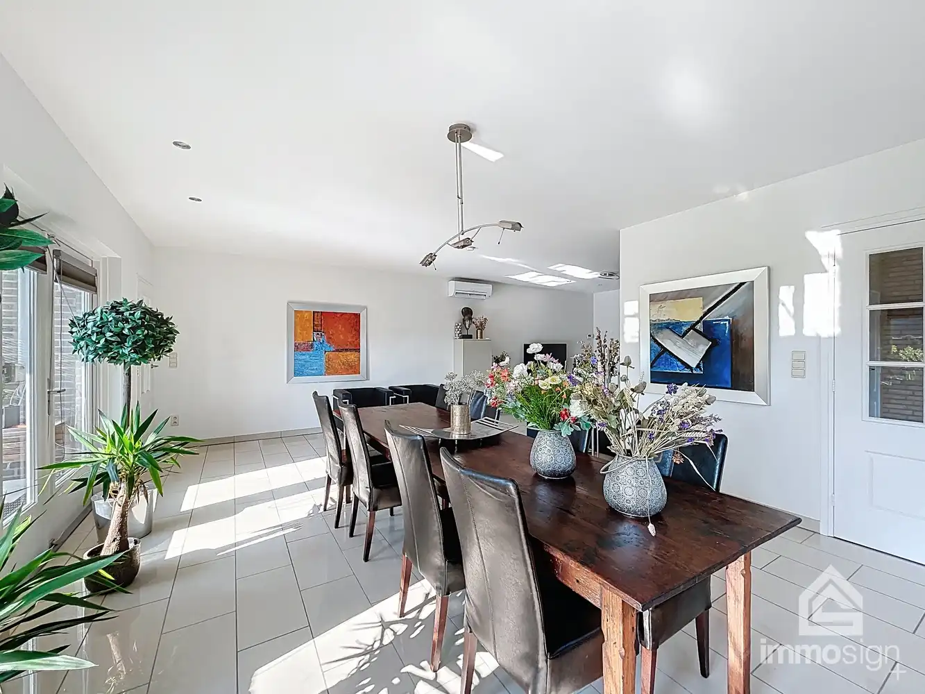 Instapklare gezinswoning in een uitzonderlijk rustige omgeving te Molenbeersel foto 15