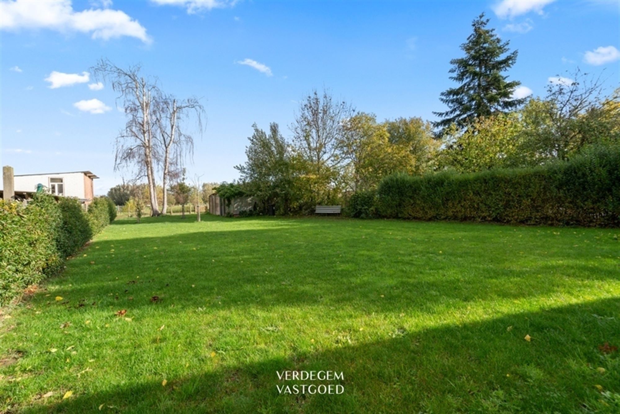 Bungalow met 3+1 slaapkamers op perceel van 2.332m² foto 17