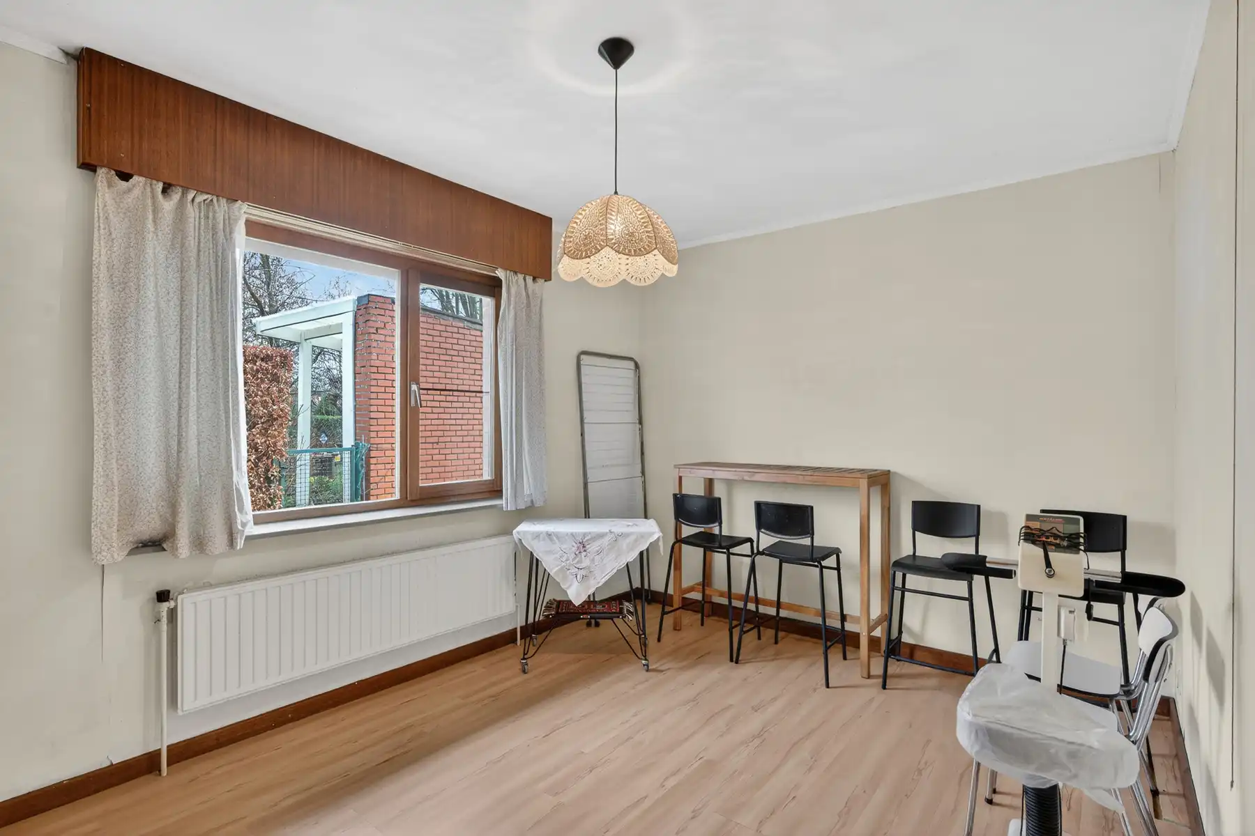 Charmante bungalow met potentieel op topligging te Zele foto 8