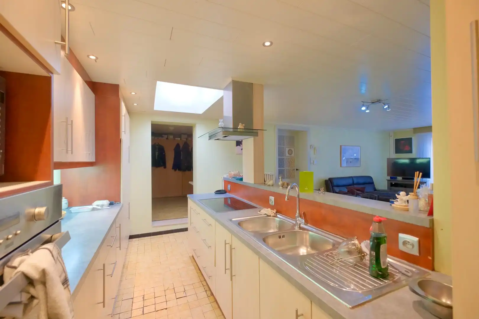 Lichtervelde - Ruim multifunctioneel pand op toplocatie! foto 7