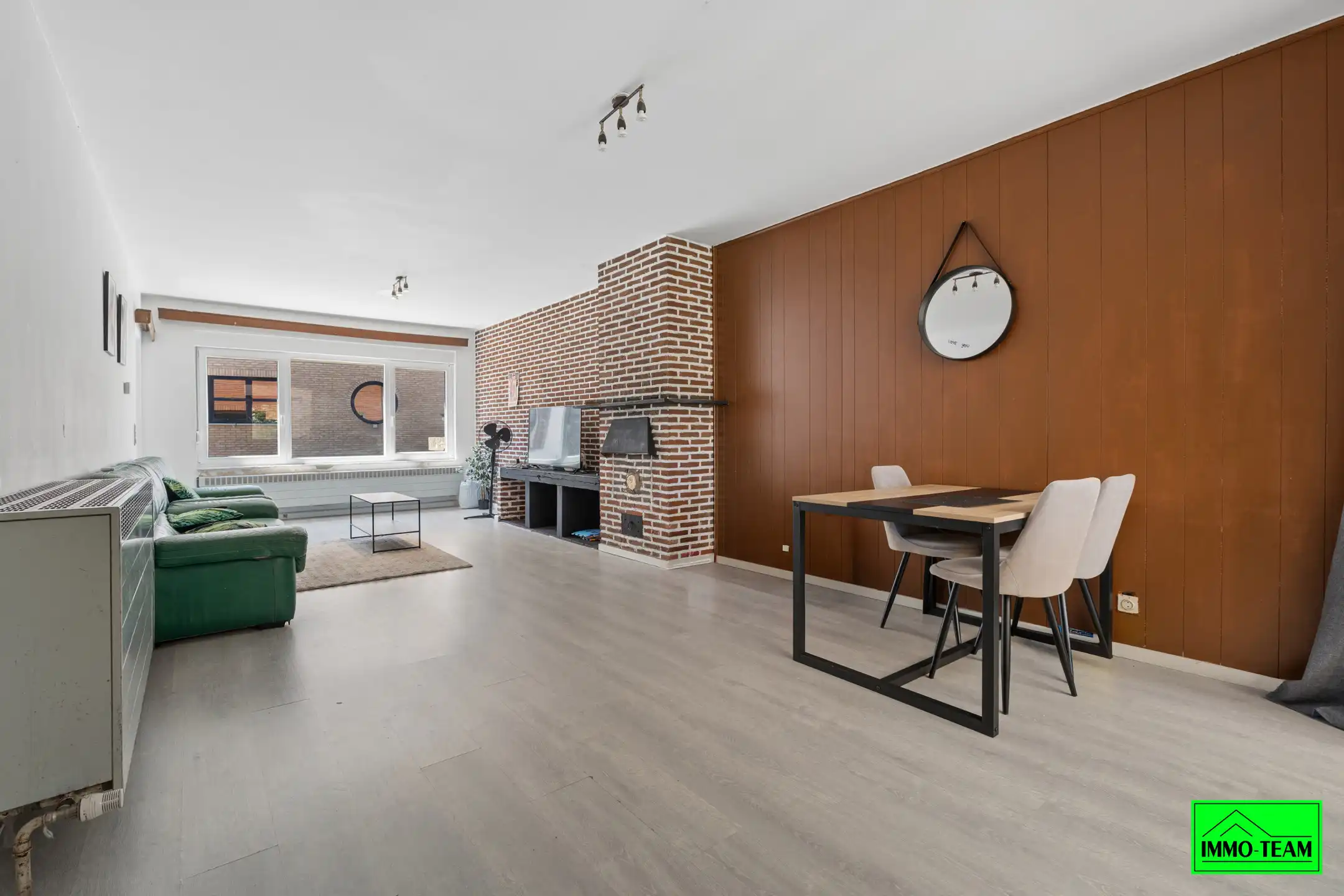 3-gevelwoning nabij Okegem dorp en station foto 4