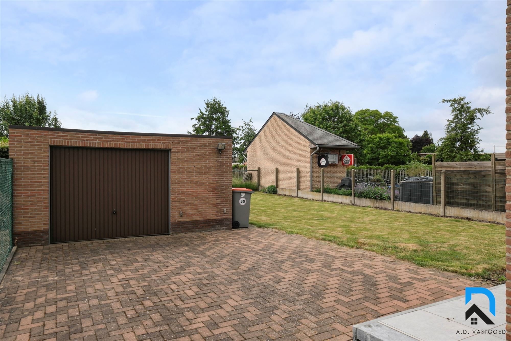 Ruime woning met 4 slaapkamers in het groen foto 29