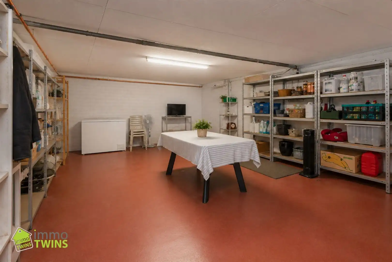 Uitzonderlijk ruime en veelzijdige praktijkwoning / cohousing met tal van mogelijkheden foto 42