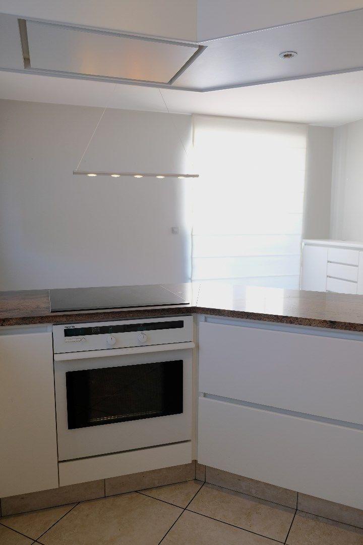 Ruime woning met 3 slaapkamers te Brakel foto 8