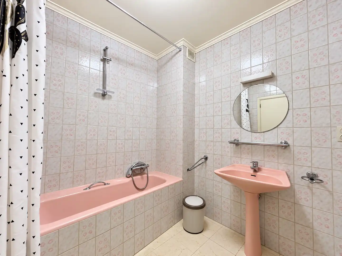 Moorslede – Halfopen woning met 5 slaapkamers en gezellige tuin foto 11
