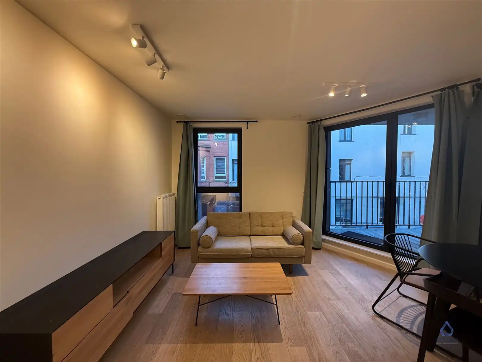 Moderne studio met terras en ondergrondse parking foto 5