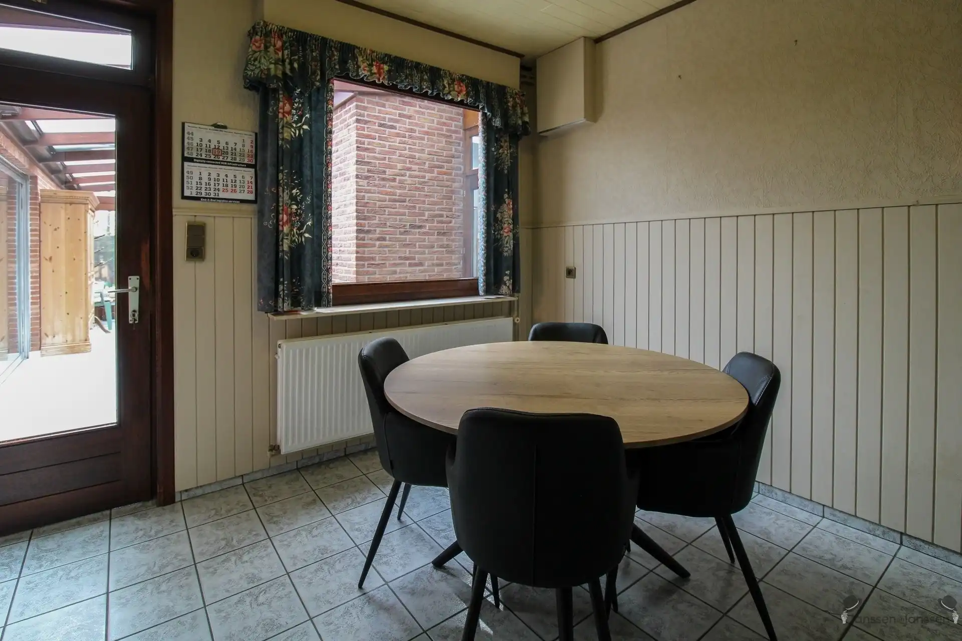 Charmante woning Te Koop foto 17