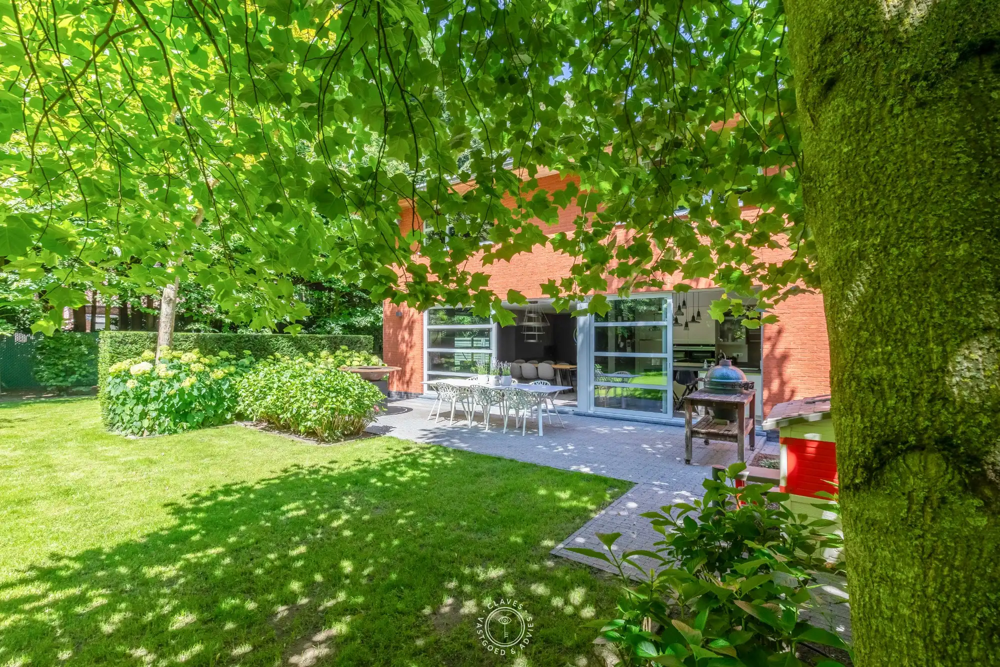 Exclusief wonen in het groen op een perceel van 1.885 m² foto 10