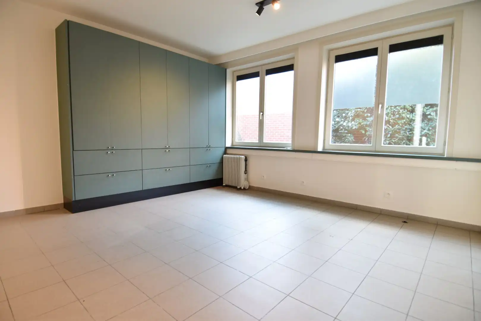 Kantoorruimte te huur in hartje Rollegem foto 5