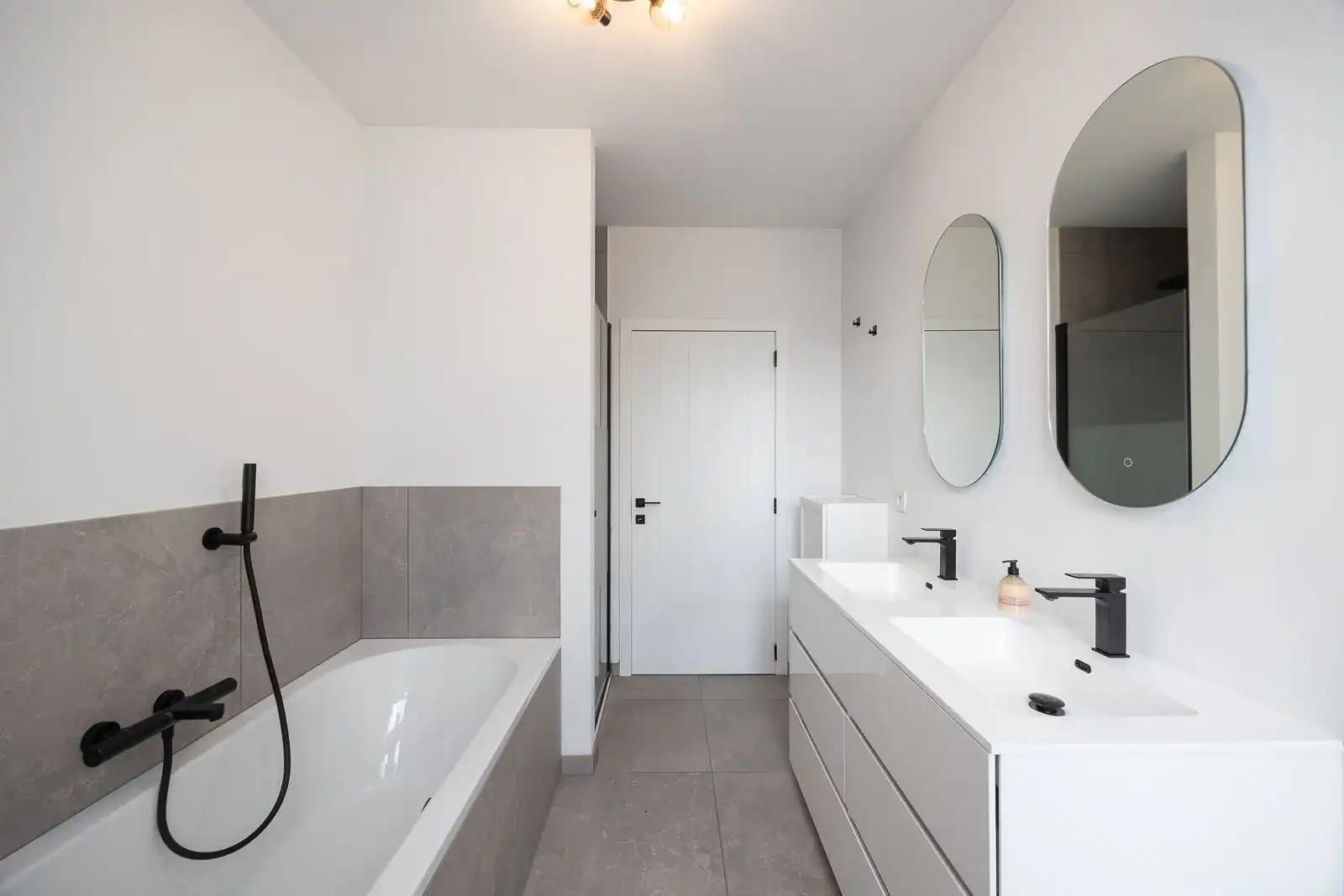 Instapklare energiezuinige woning met zonnig terras ! foto 18