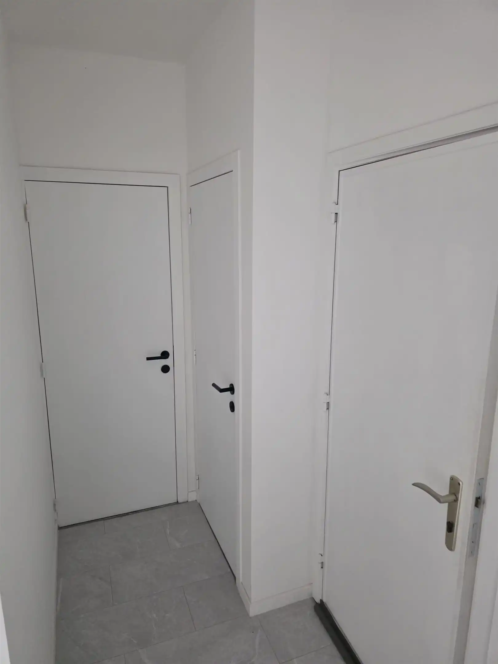 Lichtrijk appartement, centrum Wilrijk foto 5