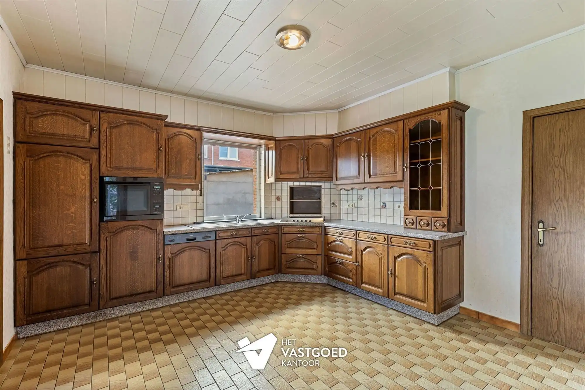 WONING MET ENORM POTENTIEEL OP MOOI PERCEEL VAN 1218M2 foto 6