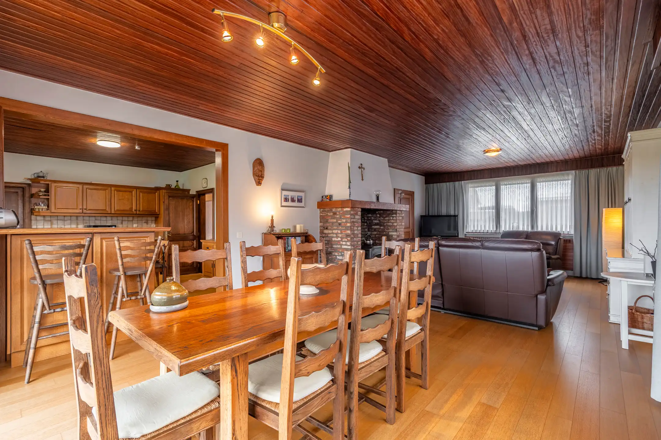 Gelijkvloerse ééngezinswoning met 3 slpk. en inpandige garage in Ravels  foto 8