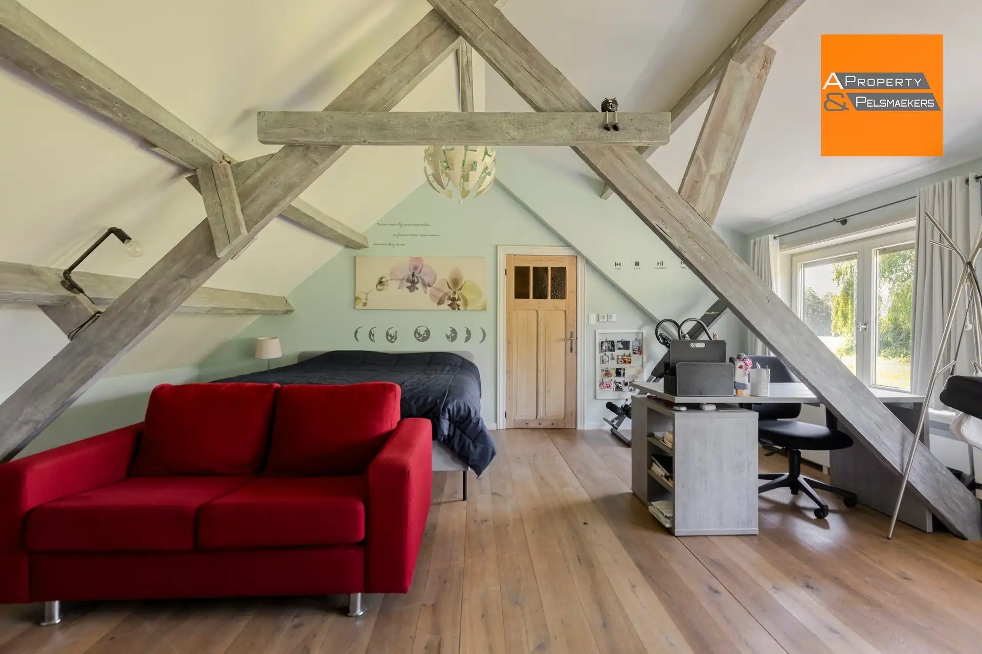 Woning met karakter op een unieke locatie. foto 16