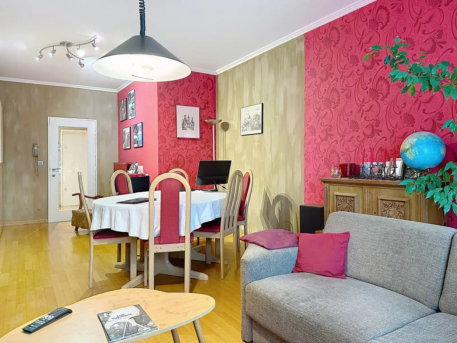 Appartement met drie slaapkamers.  Optie tot garage foto 5