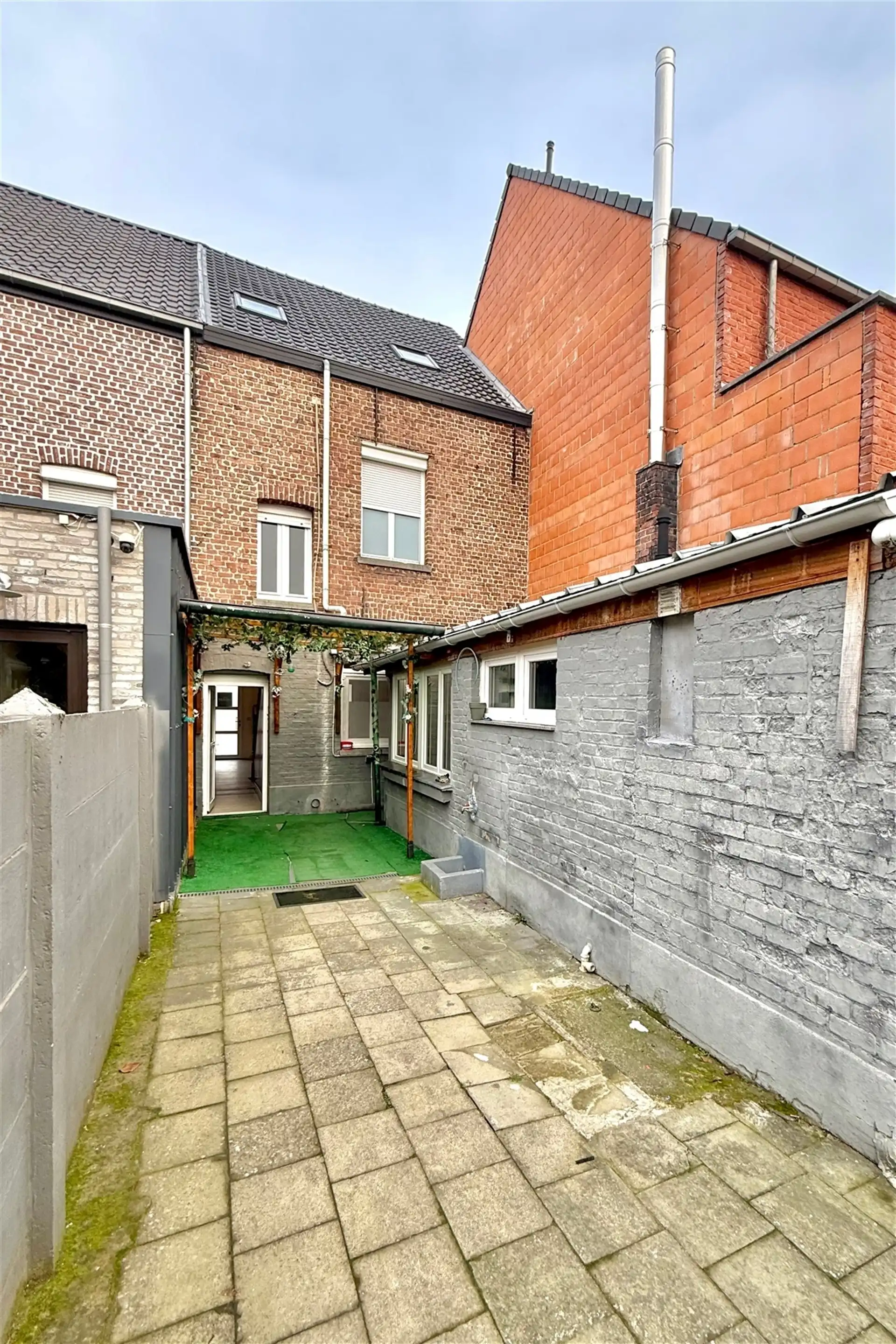 Vernieuwde rijwoning met tuin i.h. centrum foto 25